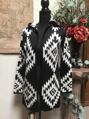 Black & White Southwestern Open Cardigan Sweater